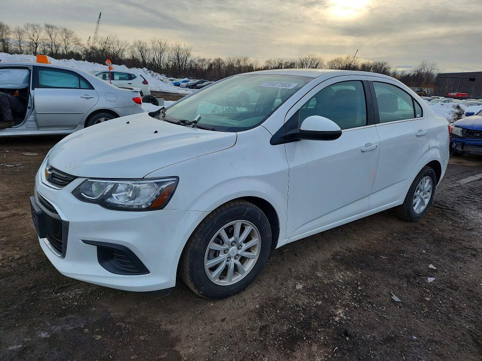 CHEVROLET SONIC 2018 with VIN 1G1JD5SG2J4111748 - Photo from auction
