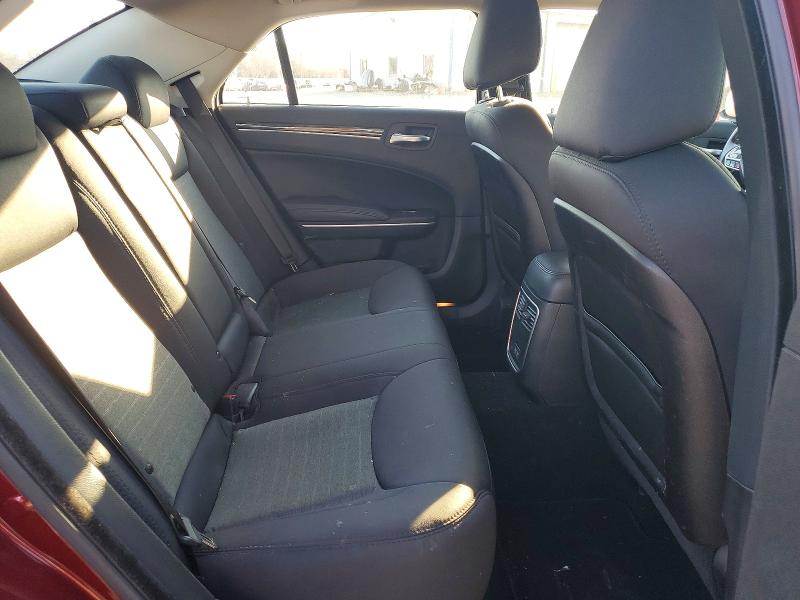 Photo 10 from auction – 2019 CHRYSLER 300 with VIN 2C3CCAAG0KH673931