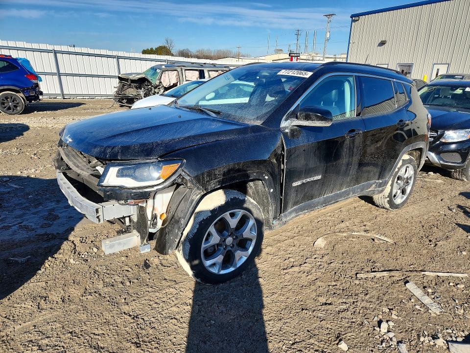 JEEP COMPASS 2018 with VIN 3C4NJDCB9JT340677 - Photo from auction