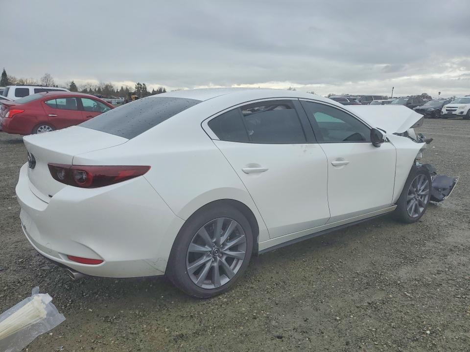 Photo 3 from auction – 2024 MAZDA 3 with VIN 3MZBPACM3RM418178