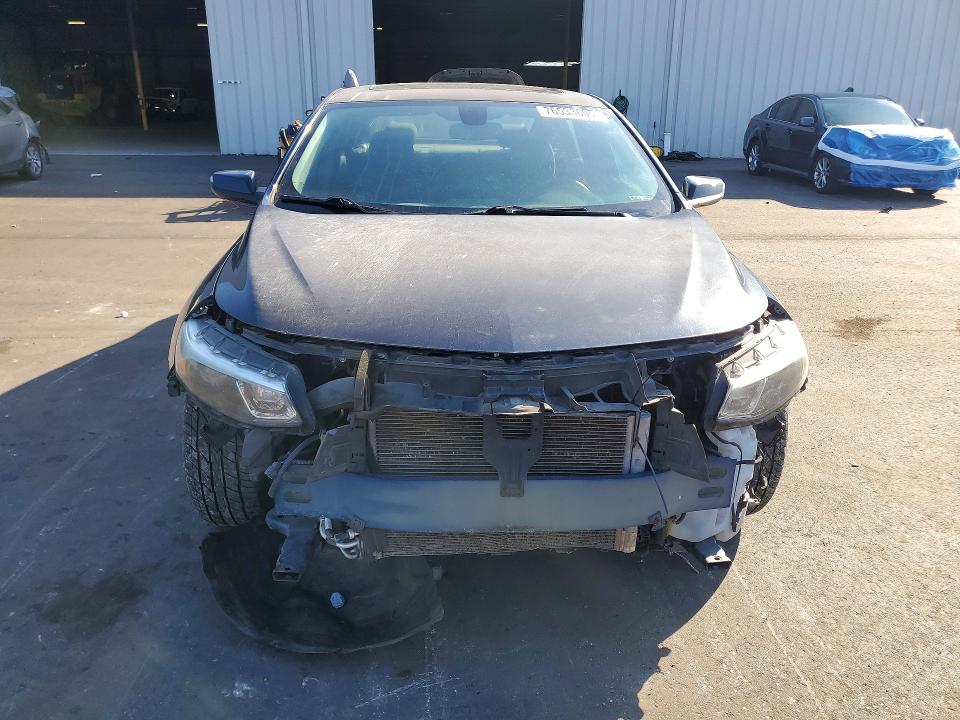 Photo 5 from auction – 2018 CHEVROLET MALIBU LT with VIN 1G1ZD5ST7JF148587