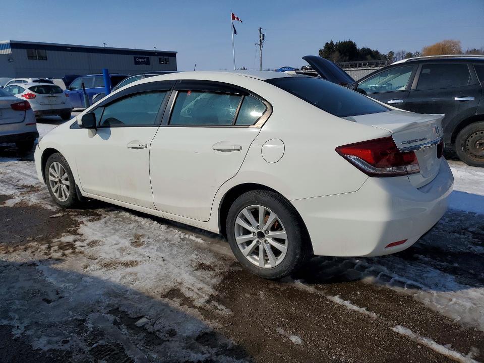 Photo 2 from auction – 2015 HONDA CIVIC with VIN 2HGFB2F7XFH051502