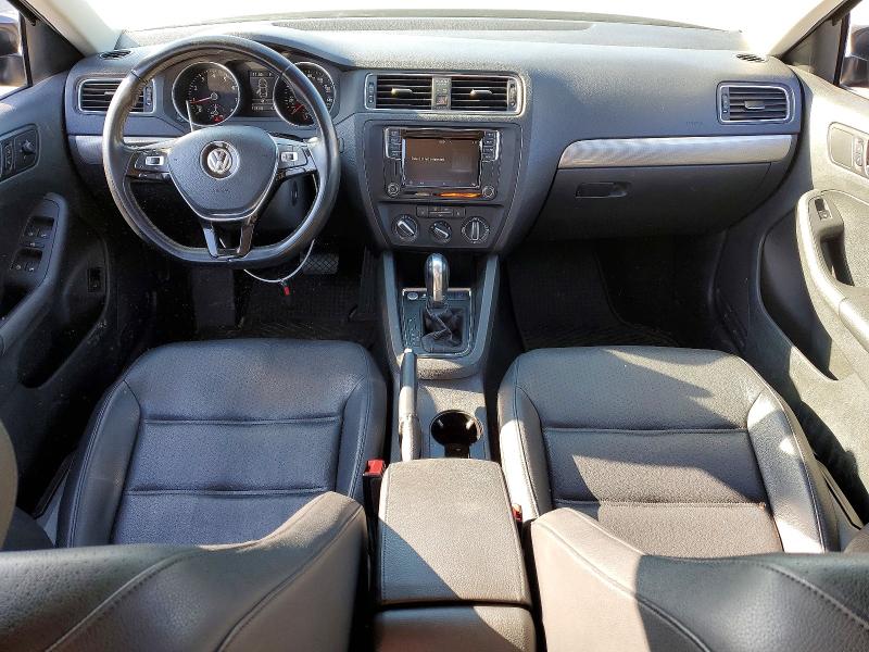 Photo 8 from auction – 2017 VOLKSWAGEN JETTA with VIN 3VWDB7AJ7HM228417