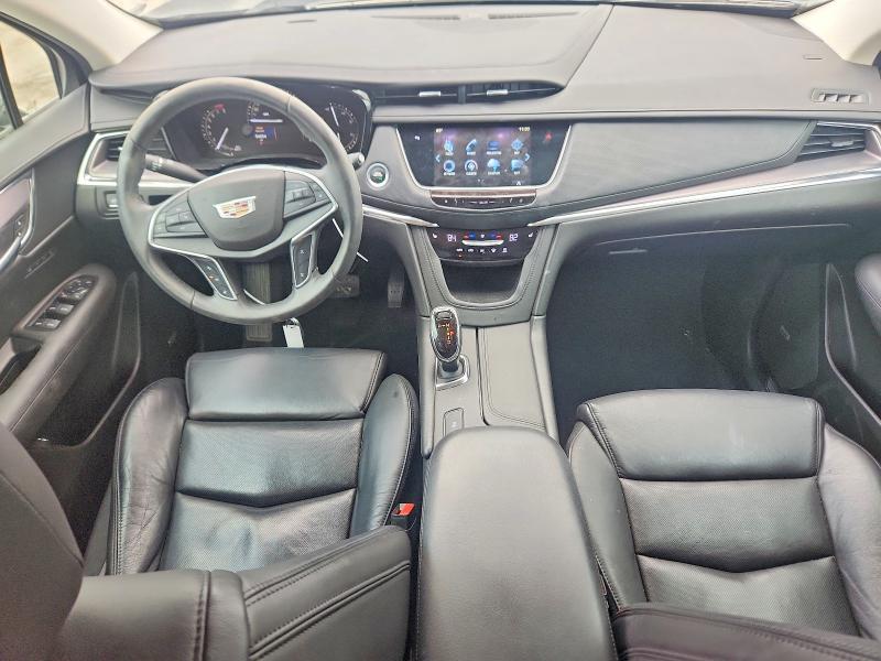 Photo 8 from auction – 2017 CADILLAC XT5 with VIN 1GYKNBRS9HZ169056