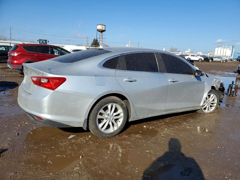 Photo 3 from auction – 2017 CHEVROLET MALIBU with VIN 1G1ZE5STXHF269198