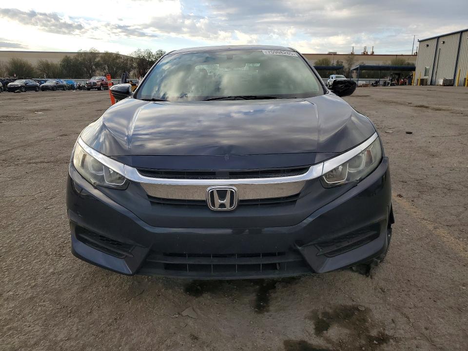 Photo 5 from auction – 2018 HONDA CIVIC with VIN 2HGFC2F58JH569788