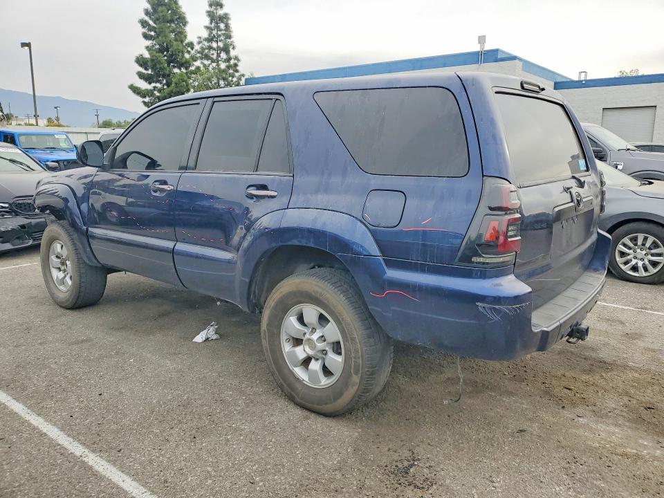 Photo 2 from auction – 2006 TOYOTA 4RUNNER SR with VIN JTEZU14R160080262