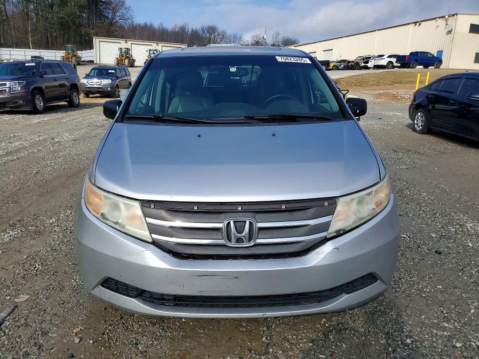 Photo 5 from auction – 2011 HONDA ODYSSEY EX with VIN 5FNRL5H67BB099456
