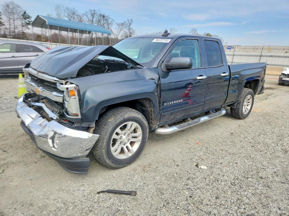 CHEVROLET SILVERADO 2017 with VIN 1GCRCREC7HZ366700 - Photo from auction