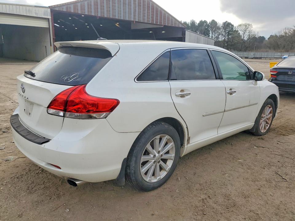 Photo 3 from auction – 2011 TOYOTA VENZA with VIN 4T3ZA3BB6BU046788
