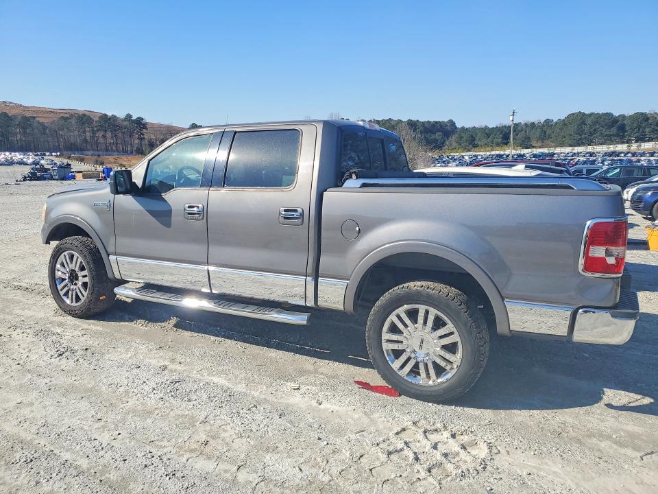 Photo 2 from auction – 2007 LINCOLN MARK LT with VIN 5LTPW18557FJ03213
