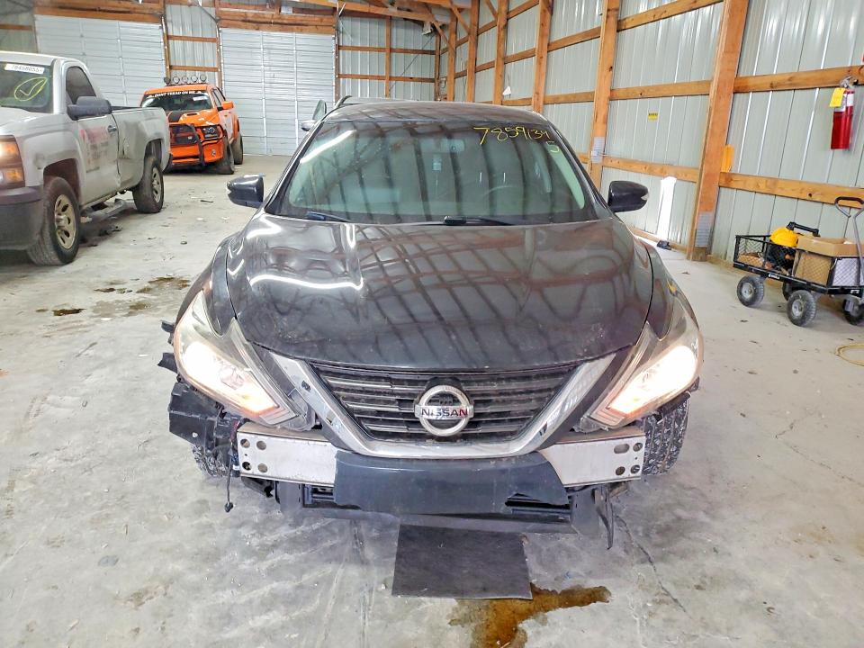 Photo 5 from auction – 2017 NISSAN ALTIMA with VIN 1N4AL3AP2HC140446