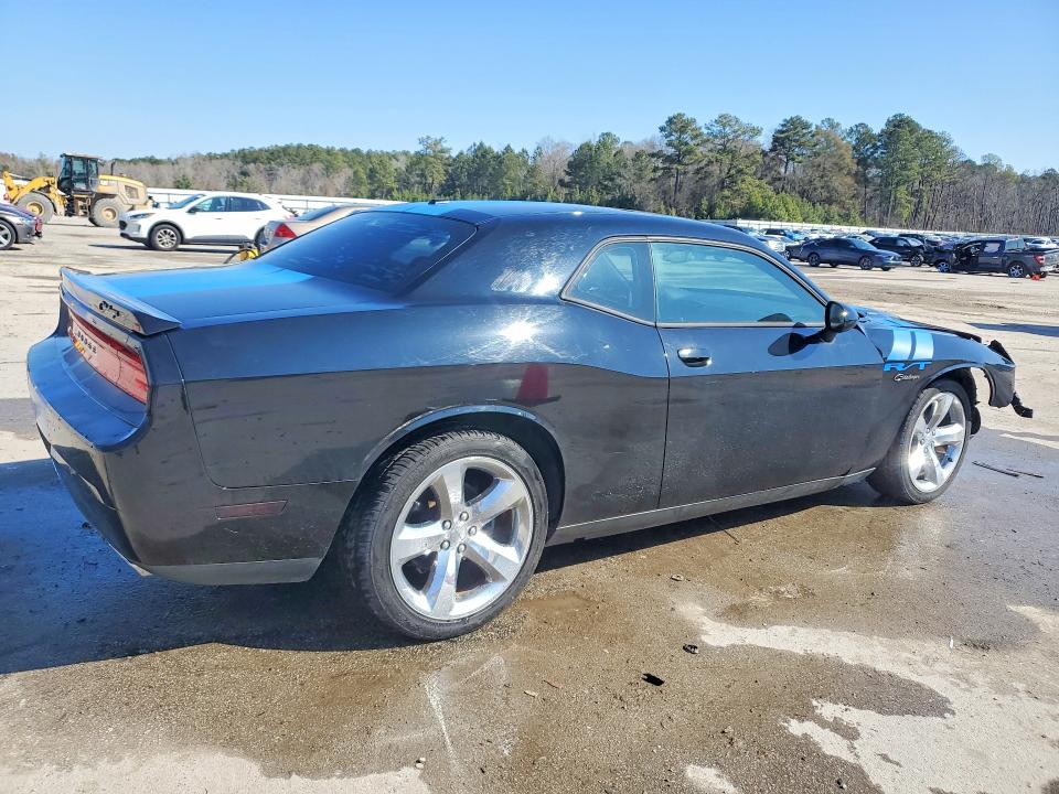 Photo 3 from auction – 2014 DODGE CHALLENGER with VIN 2C3CDYBT0EH101814