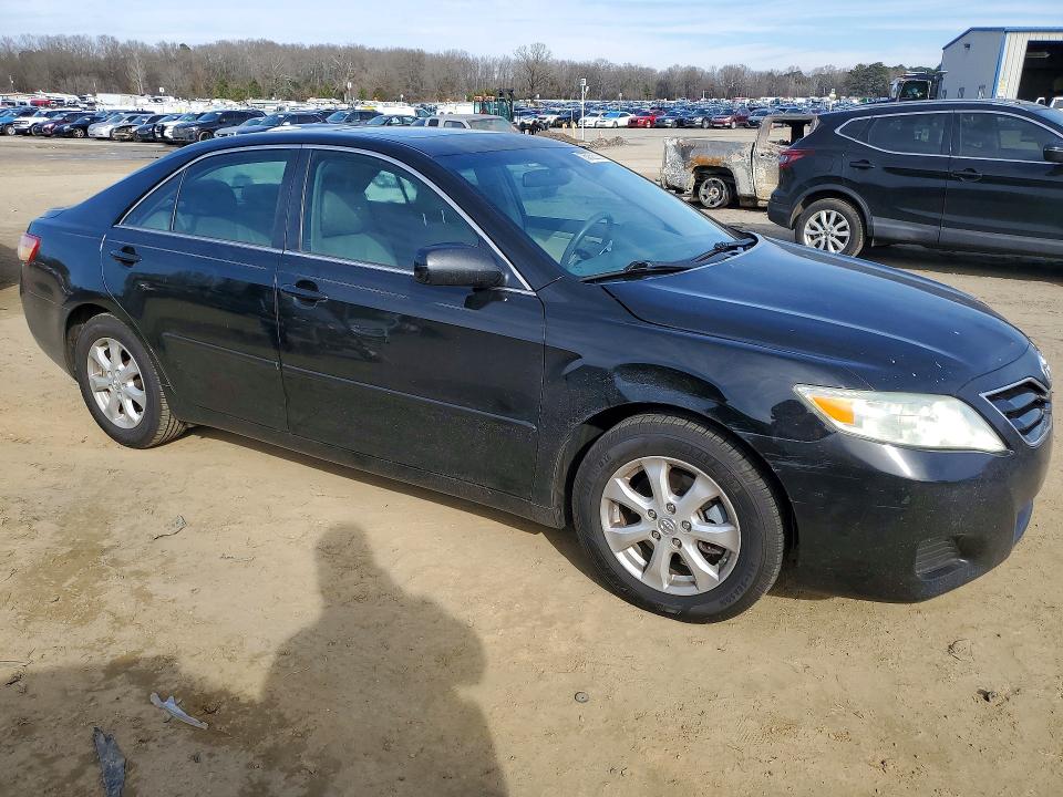Foto 4 de la subasta – 2011 TOYOTA CAMRY con VIN 4T1BF3EK9BU170657