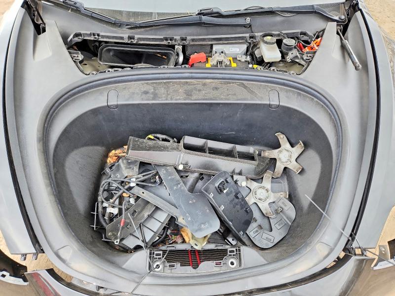 Photo 11 from auction – 2019 TESLA MODEL 3 with VIN 5YJ3E1EA4KF435971