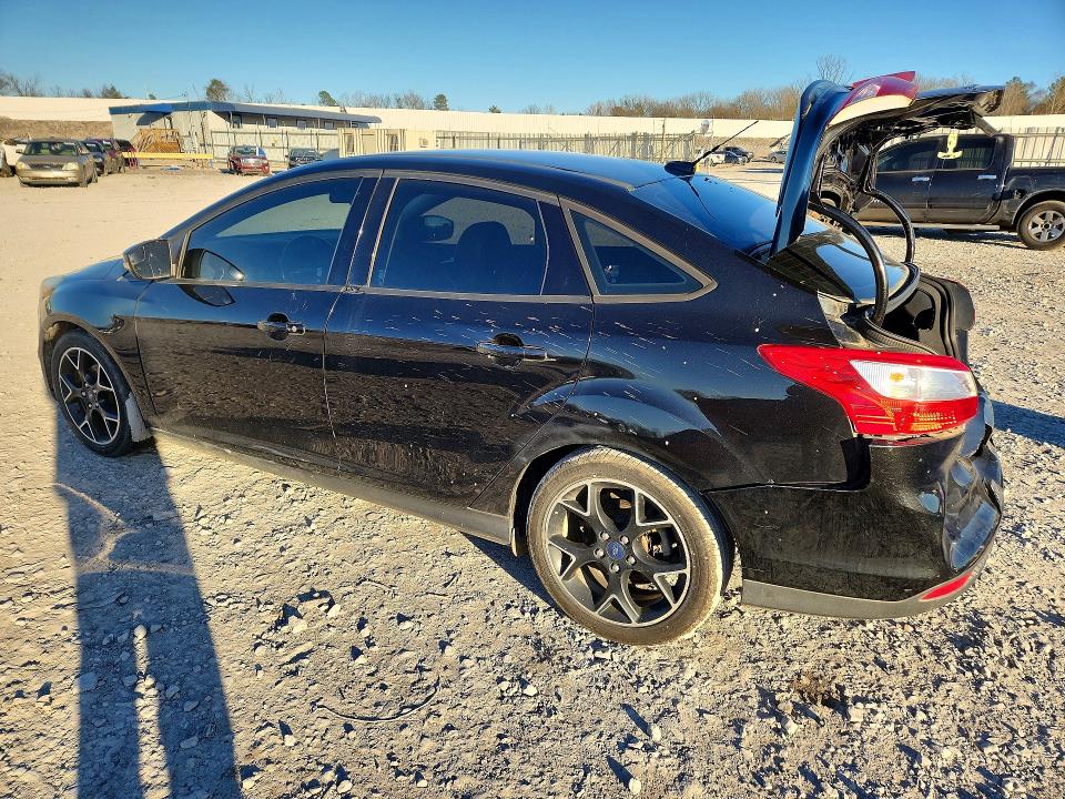 Photo 2 from auction – 2014 FORD FOCUS with VIN 1FADP3F29EL179738