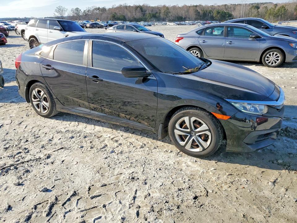 Photo 4 from auction – 2018 HONDA CIVIC LX with VIN 2HGFC2F5XJH600670