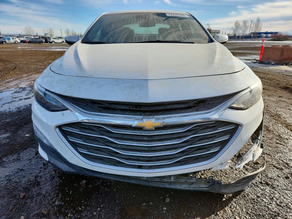 Photo 5 from auction – 2021 CHEVROLET MALIBU with VIN 1G1ZD5ST1MF071252