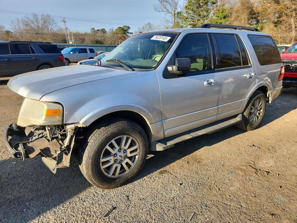FORD EXPEDITION 2011 with VIN 1FMJU1H5XBEF27026 - Photo from auction