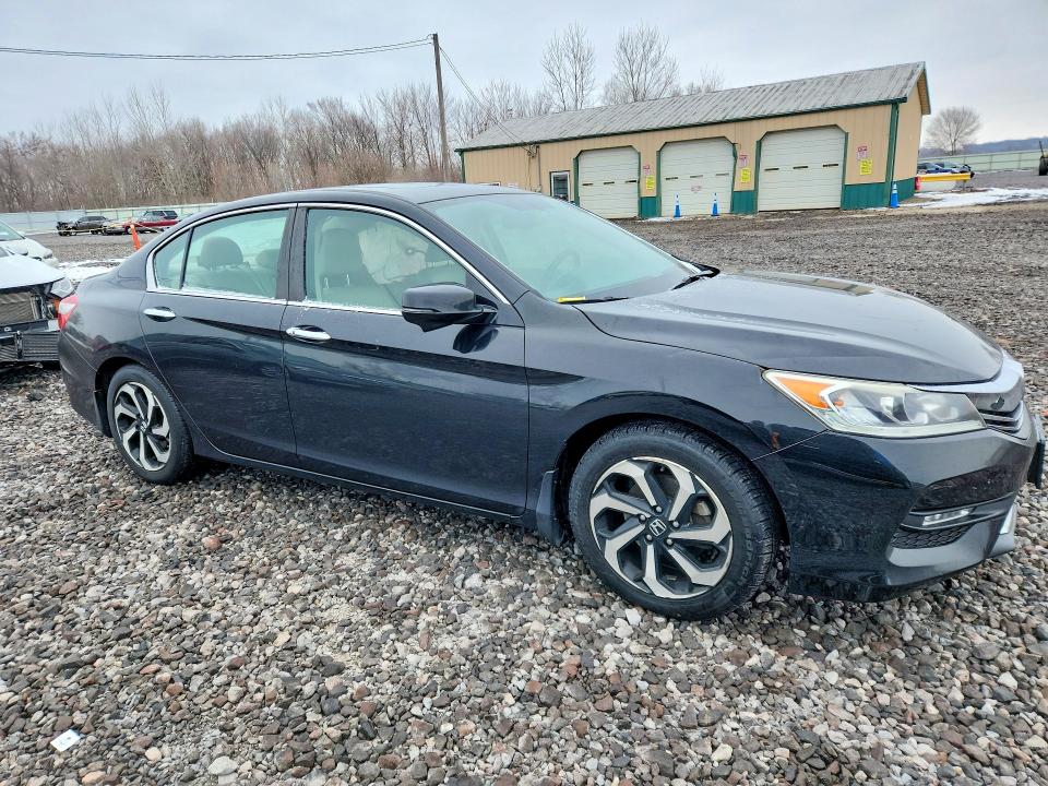 Photo 4 from auction – 2016 HONDA ACCORD EXL with VIN 1HGCR2F81GA208695