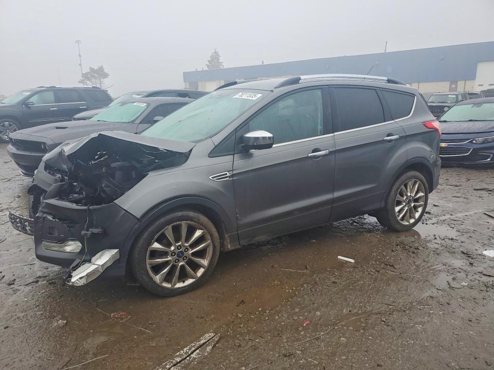 FORD ESCAPE 2016 with VIN 1FMCU0G7XGUA65084 - Photo from auction