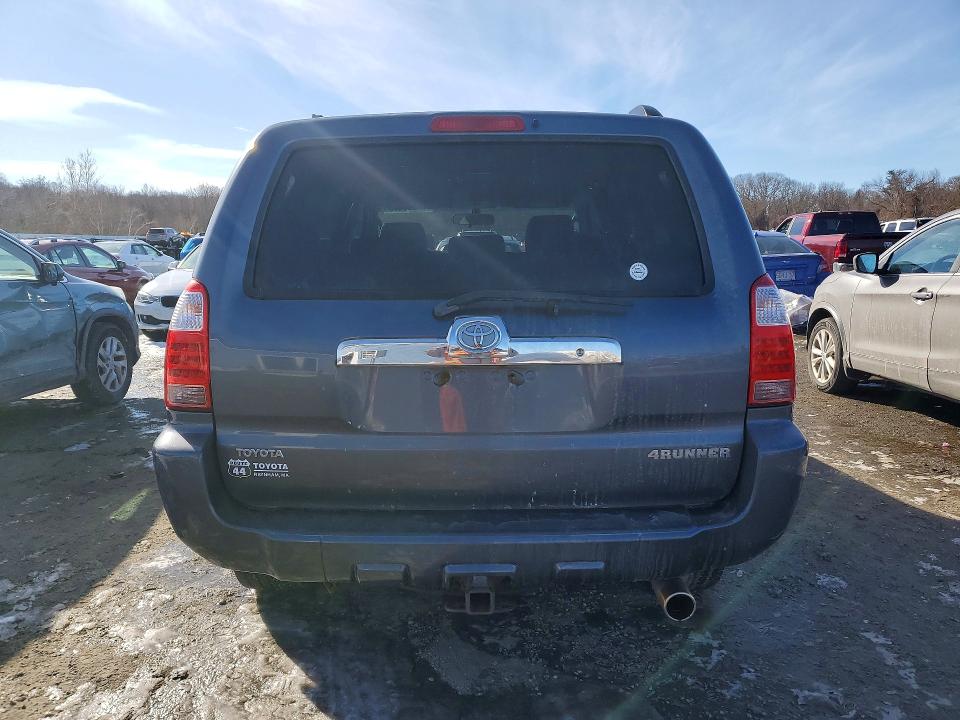 Photo 6 from auction – 2006 TOYOTA 4RUNNER SR with VIN JTEBU14R070107101