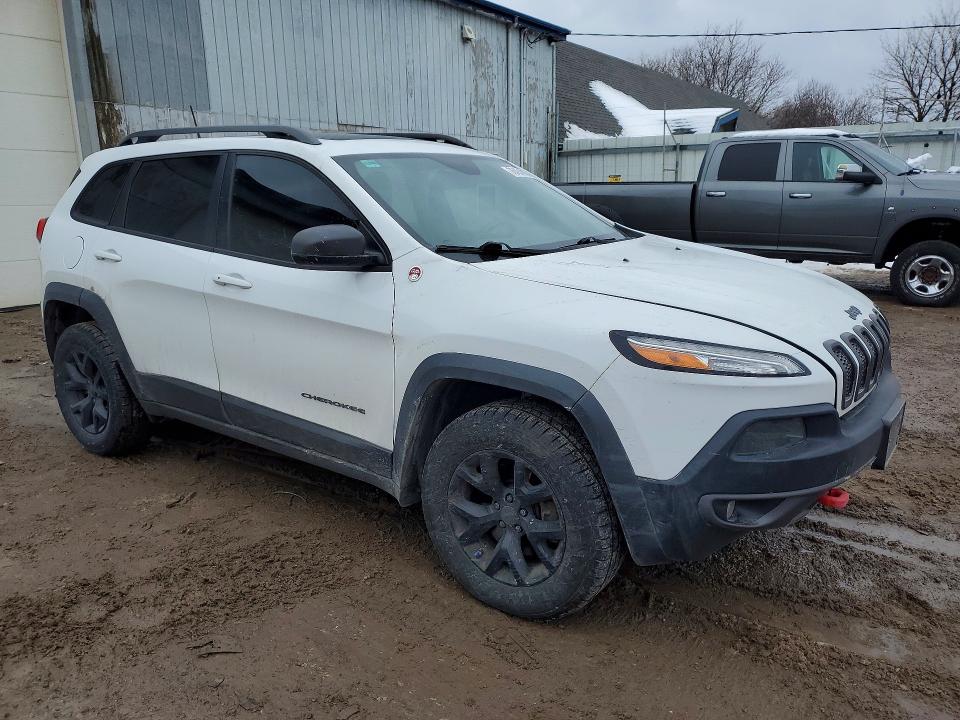 Photo 4 from auction – 2016 JEEP CHEROKEE with VIN 1C4PJMBS1GW109706