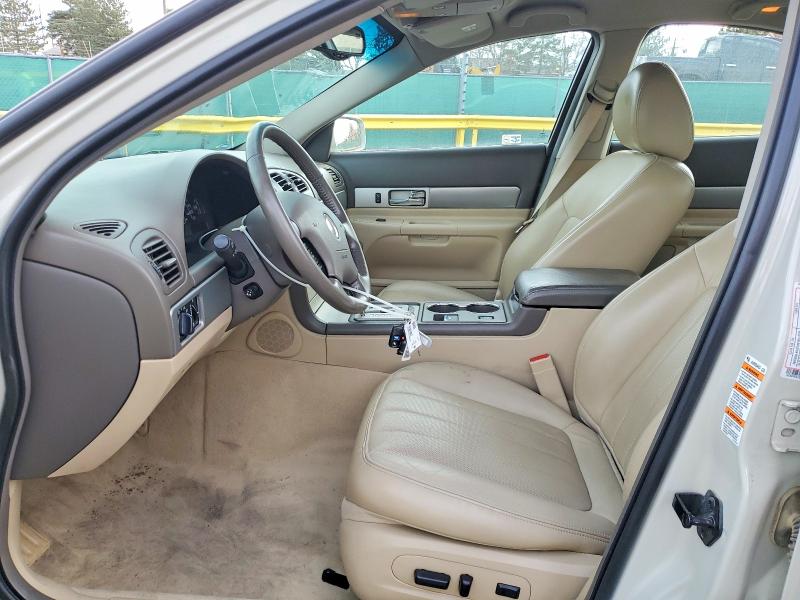 Photo 7 from auction – 2005 LINCOLN TOWNHOUSE LS with VIN 1LNHM87AX5Y608939