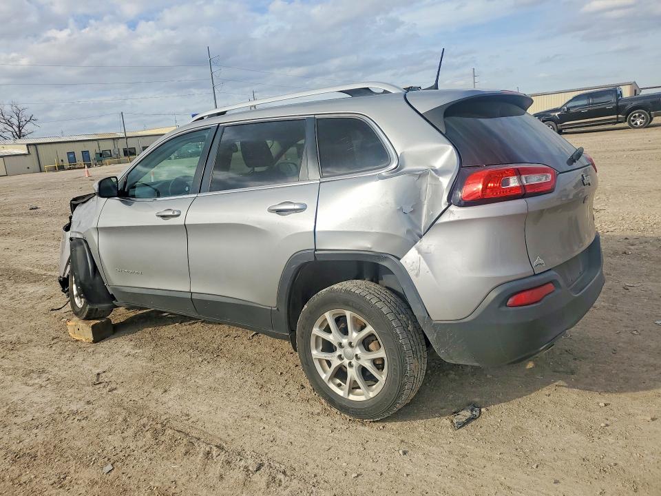 Photo 2 from auction – 2016 JEEP CHEROKEE L with VIN 1C4PJLCB3GW282491