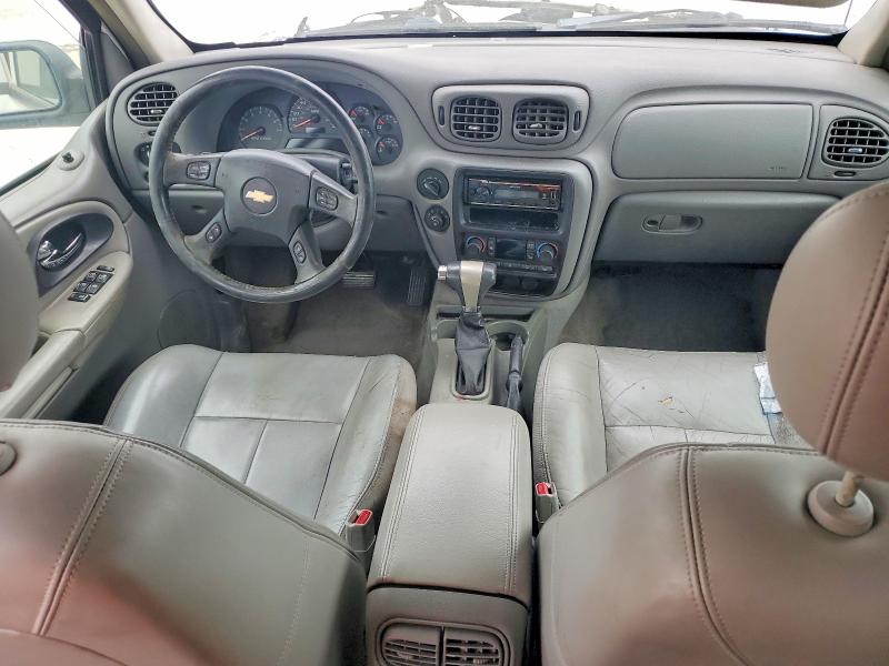 Photo 8 from auction – 2005 CHEVROLET TRAILBLAZER with VIN 1GNDT13SX52194633