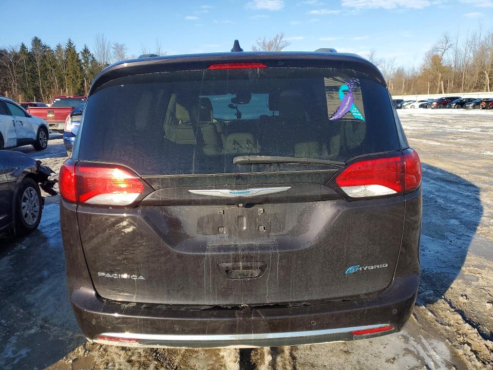 Photo 6 from auction – 2017 CHRYSLER PACIFICA with VIN 2C4RC1N76HR665819