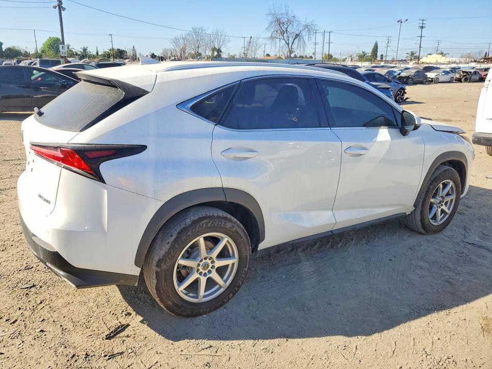 Photo 3 from auction – 2018 LEXUS NX with VIN JTJBARBZ1J2158114