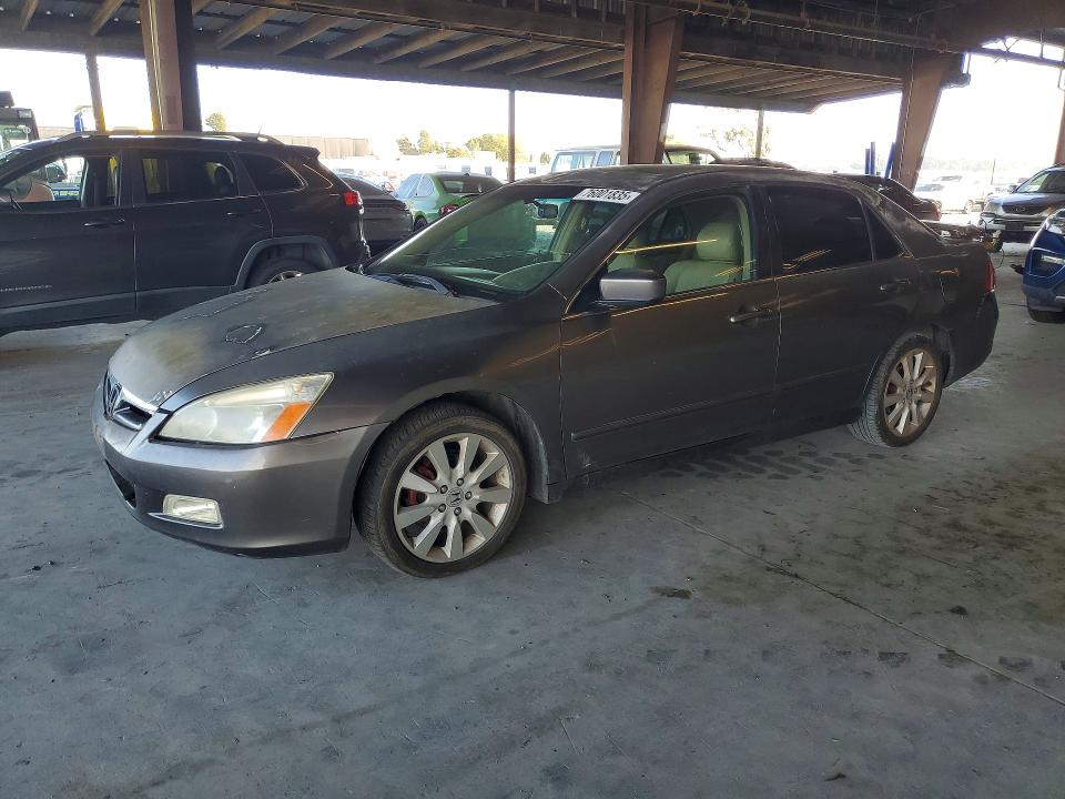 HONDA ACCORD 2007 with VIN 1HGCM66567A095967 - Photo from auction