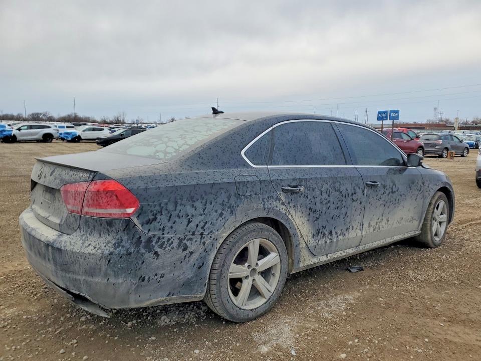 Photo 3 from auction – 2013 VOLKSWAGEN PASSAT with VIN 1VWBN7A35DC013680