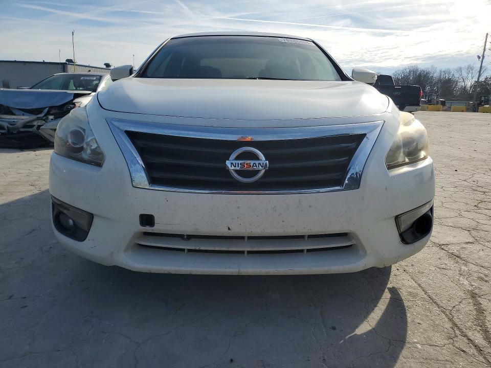 Photo 5 from auction – 2013 NISSAN ALTIMA with VIN 1N4AL3AP2DC158830