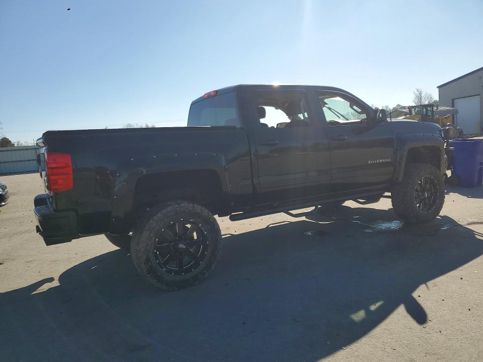 Photo 3 from auction – 2016 CHEVROLET SILVERADO with VIN 3GCUKREC0GG349779