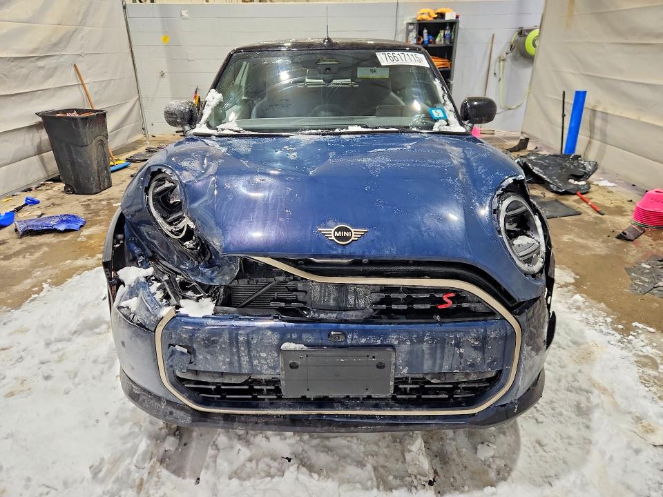 Foto 5 de la subasta – 2025 MINI COOPER con VIN WMW23GX09S2X48586