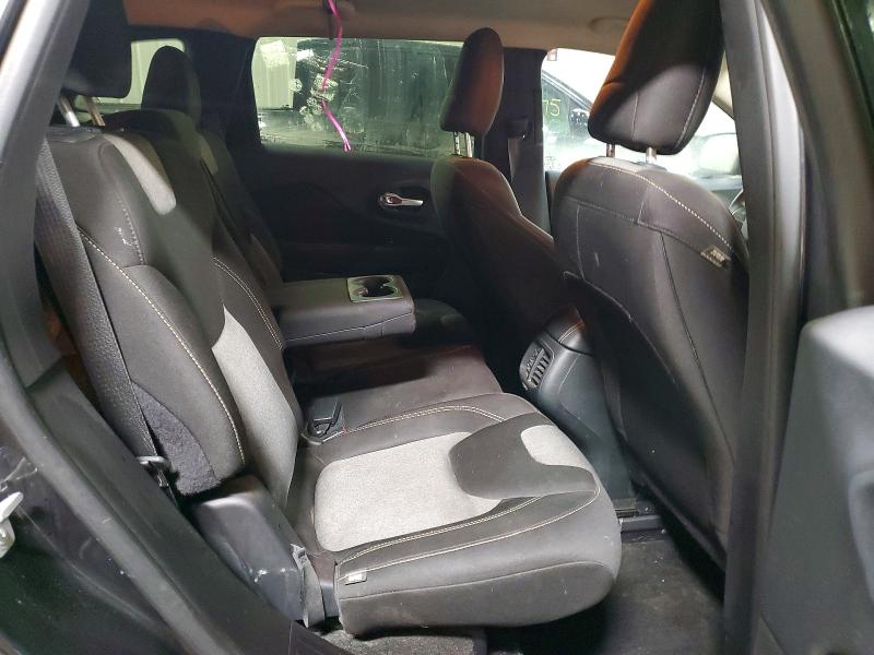 Photo 10 from auction – 2015 JEEP CHEROKEE S with VIN 1C4PJLAB8FW616788