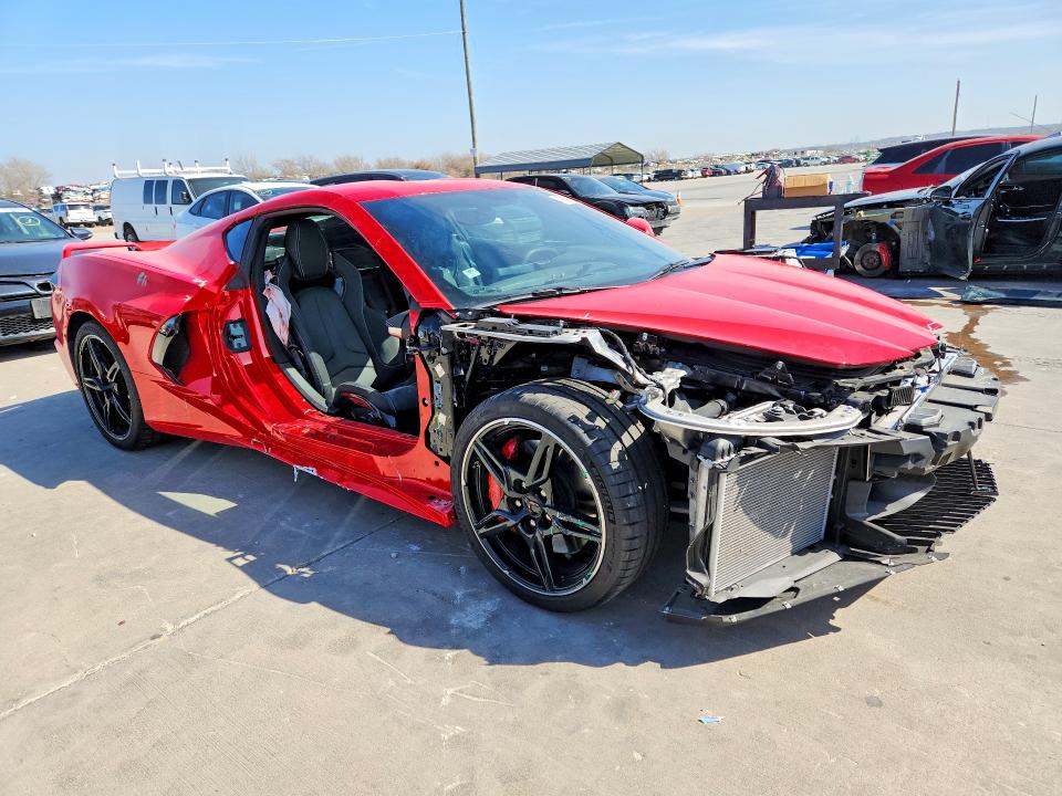 Photo 4 from auction – 2021 CHEVROLET CORVETTE with VIN 1G1YB2D42M5111186