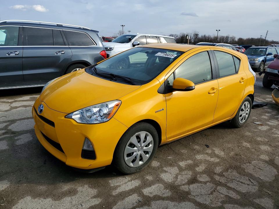 TOYOTA PRIUS C 2014 with VIN JTDKDTB30E1080407 - Photo from auction