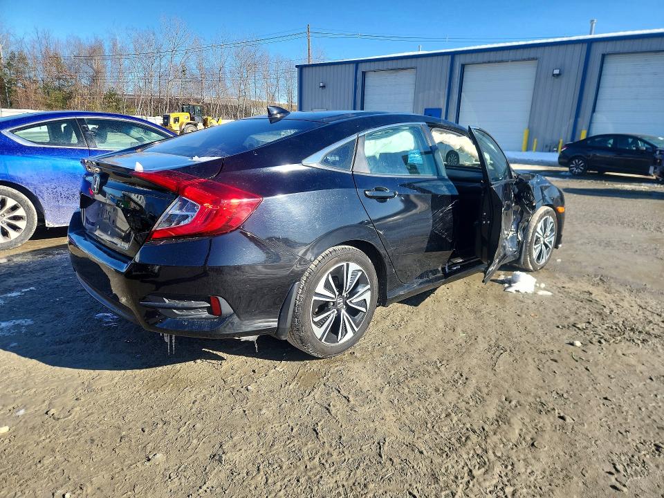 Photo 3 from auction – 2016 HONDA CIVIC with VIN 2HGFC1F7XGH649212