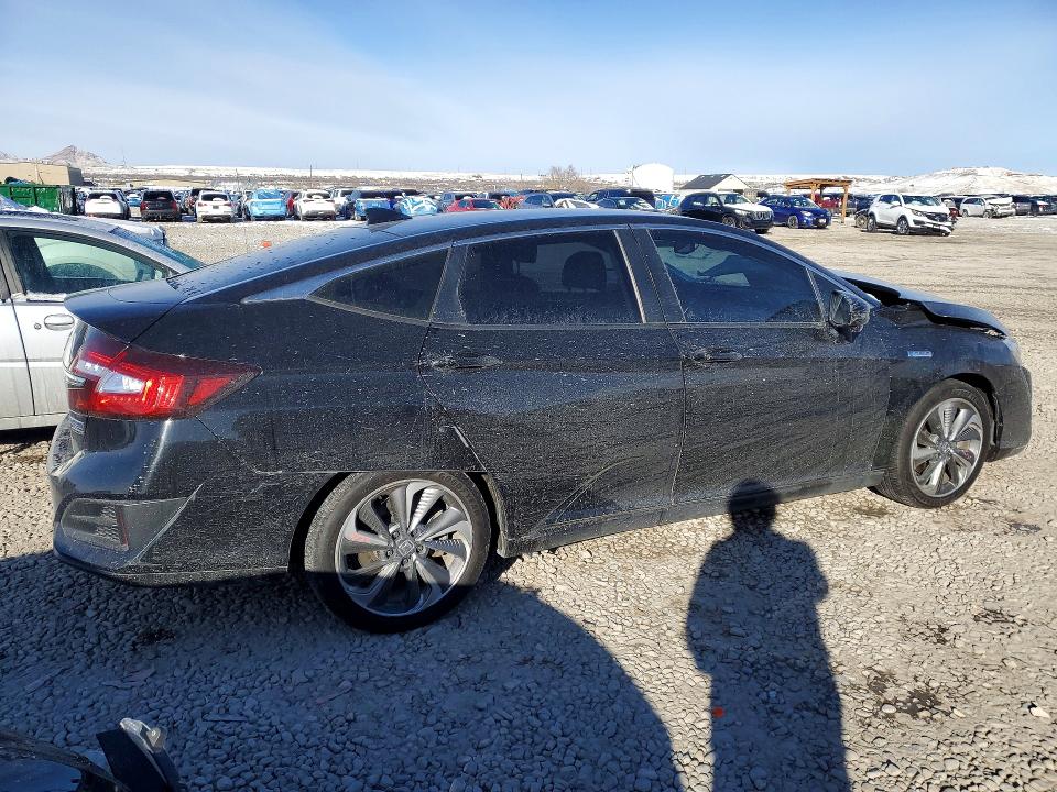 Photo 3 from auction – 2018 HONDA CLARITY with VIN JHMZC5F34JC007366