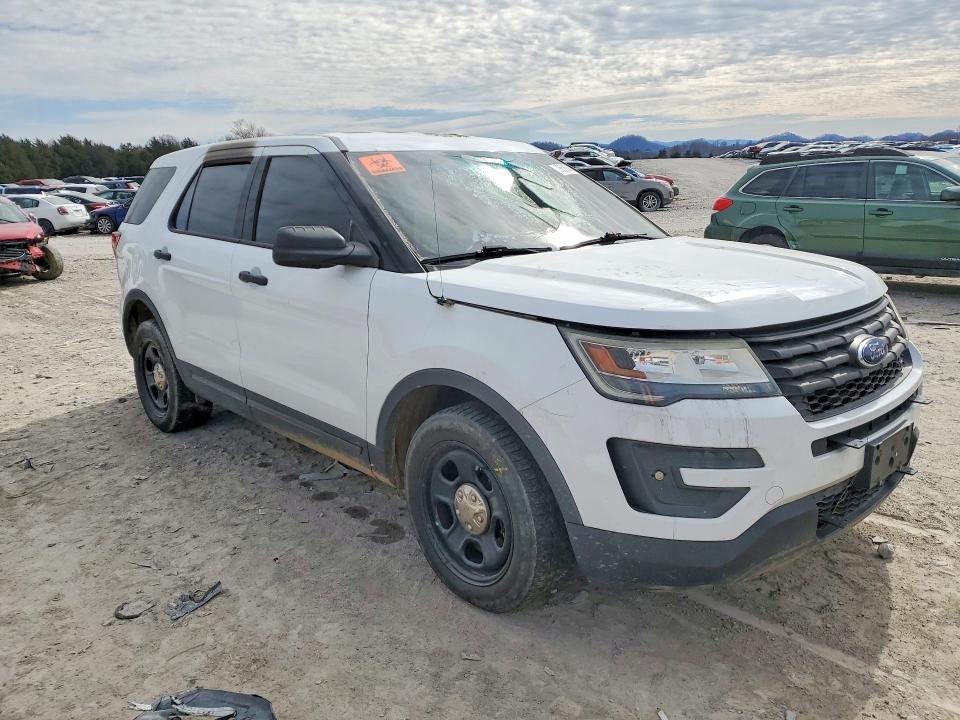Photo 4 from auction – 2016 FORD EXPLORER with VIN 1FM5K8AR0GGB53941