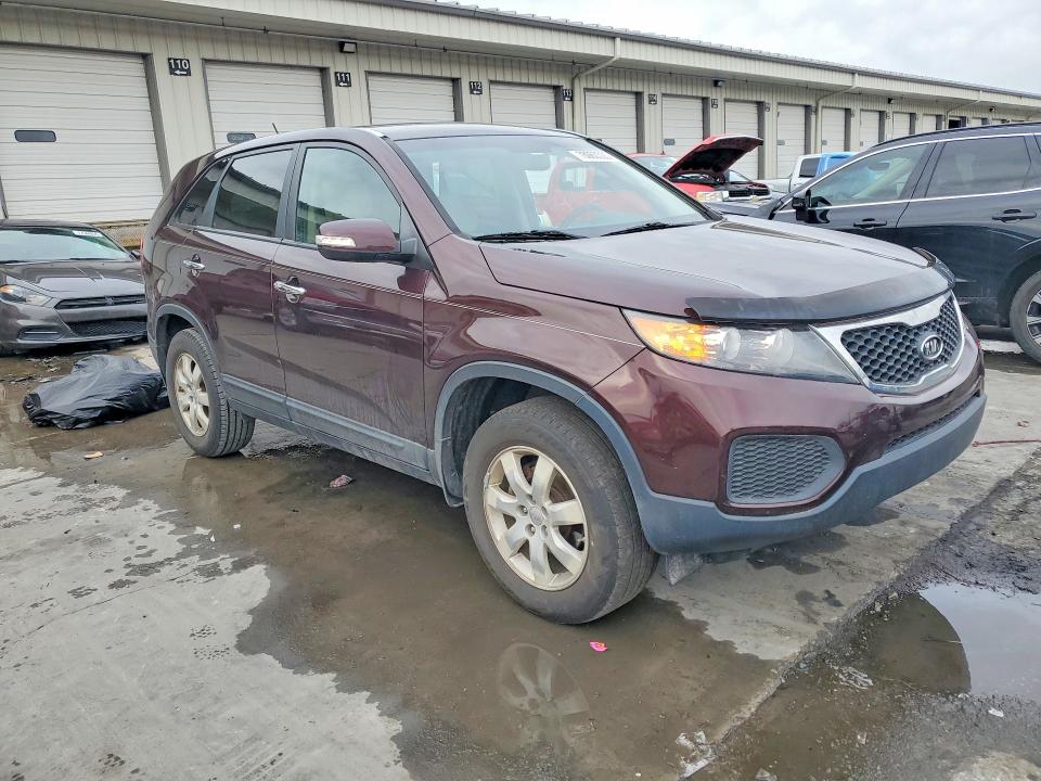 Photo 4 from auction – 2012 KIA SORENTO with VIN 5XYKT3A12CG225947