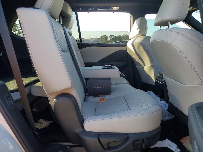 Photo 11 from auction – 2026 LEXUS TX with VIN 5TDAAAA60TS018459