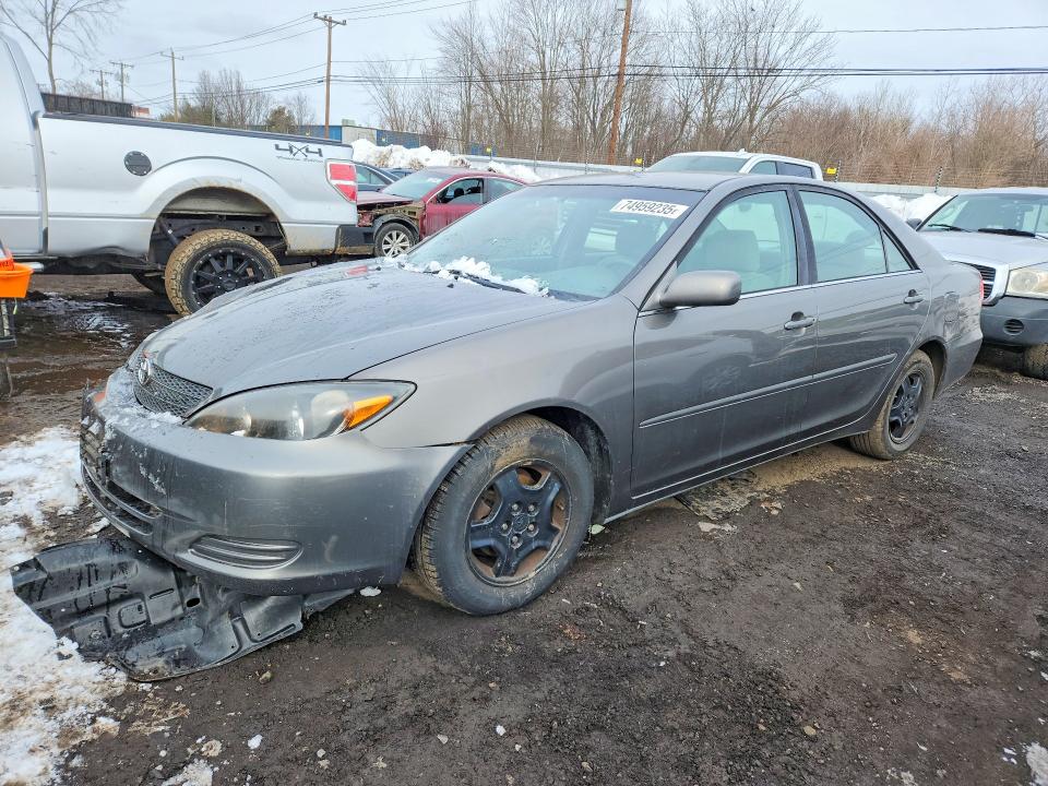 Photo 1 from auction – 2002 TOYOTA CAMRY LE with VIN 4T1BF32KX2U530703