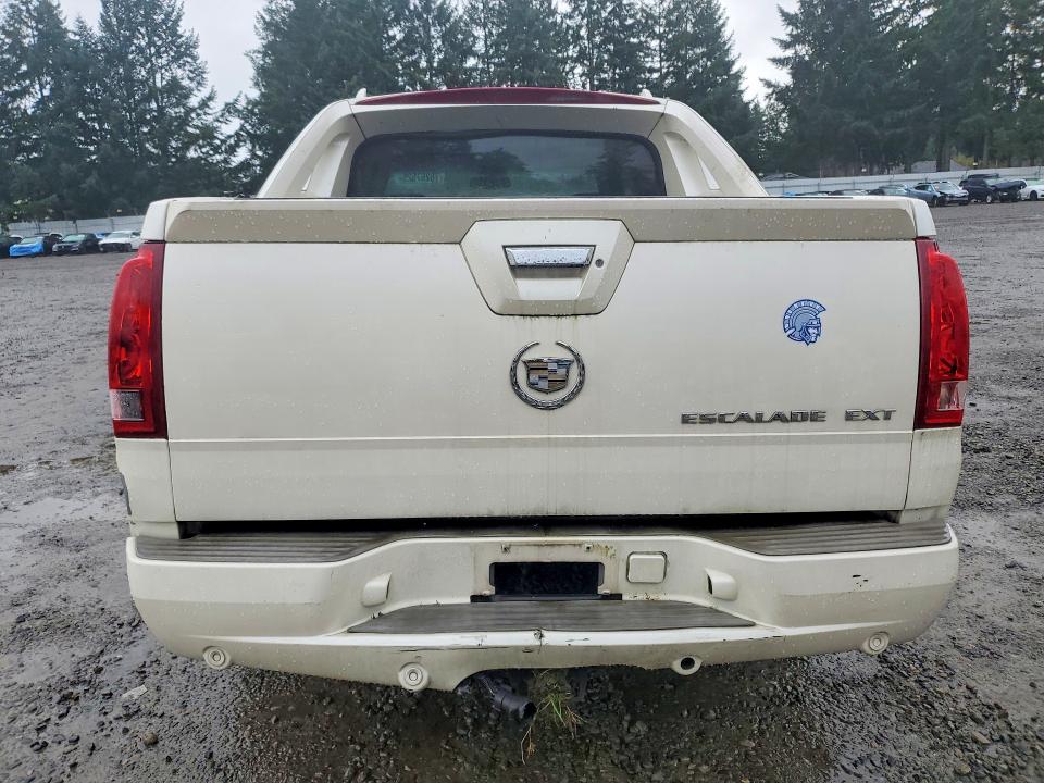 Photo 6 from auction – 2002 CADILLAC ESCALADE with VIN 3GYEK63N52G271008