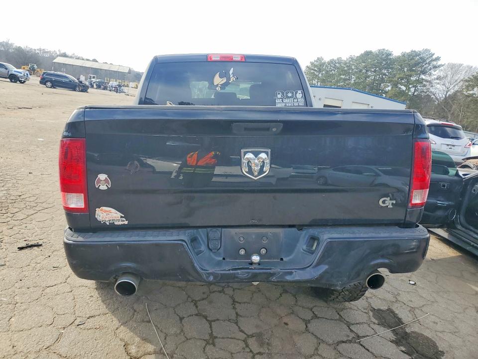 Photo 6 from auction – 2016 RAM 1500 with VIN 3C6RR6KT1GG183428
