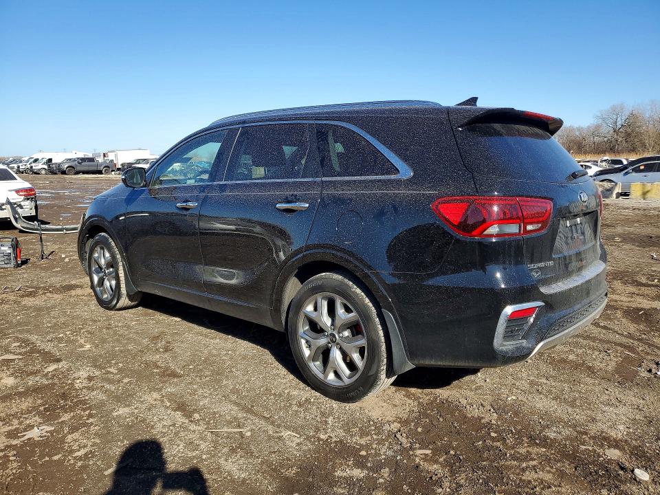 Photo 2 from auction – 2019 KIA SORENTO with VIN 5XYPK4A57KG539612