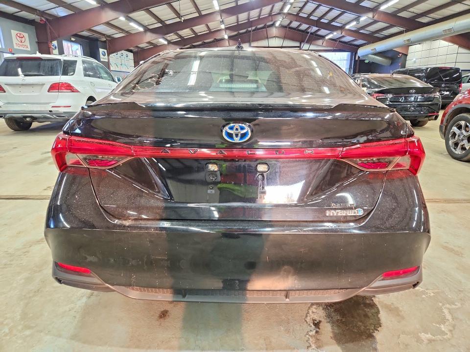 Photo 6 from auction – 2021 TOYOTA AVALON with VIN 4T1EA1AB9MU005247